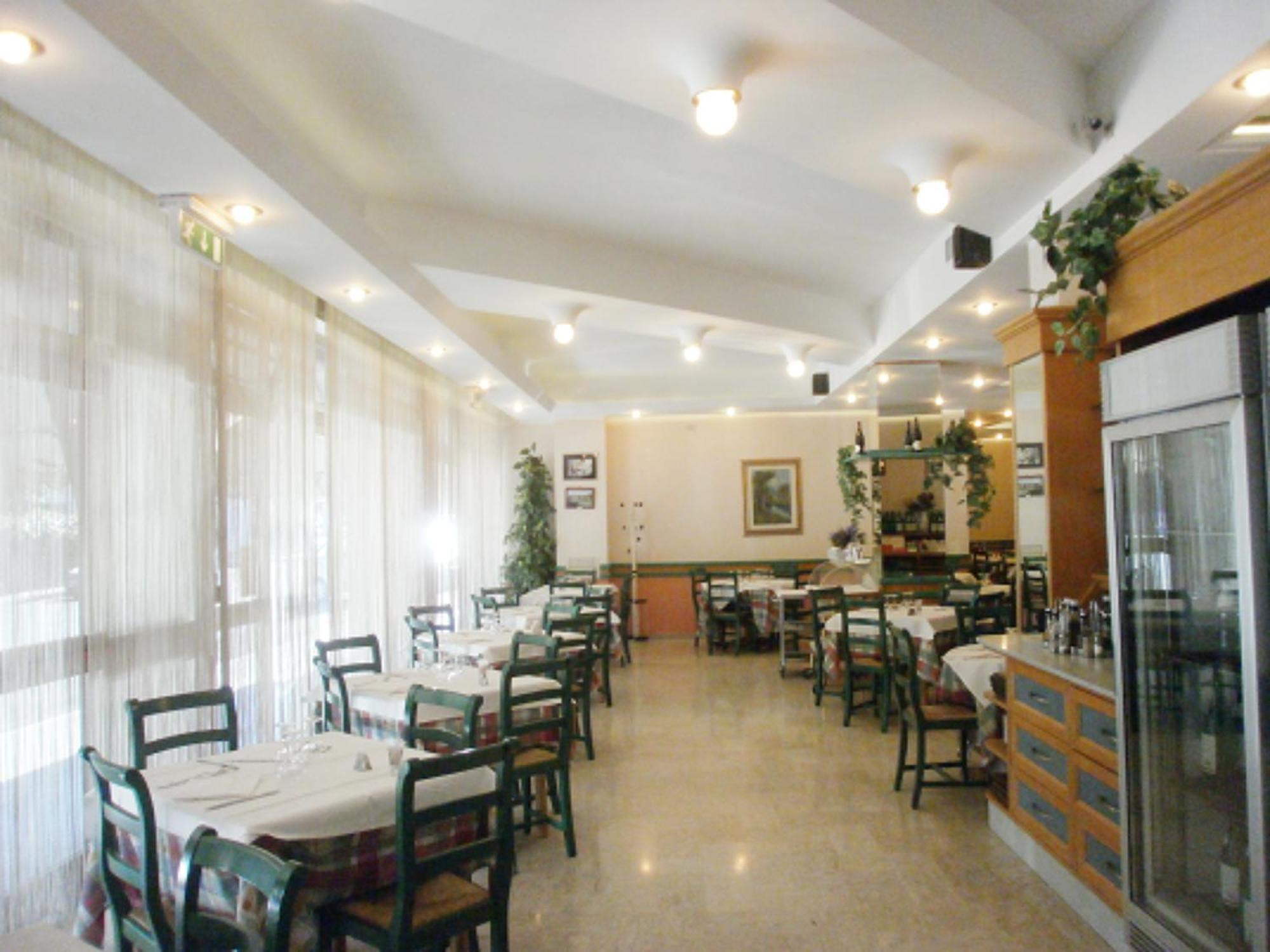 Hotel Manzoni เปรูจา ภายนอก รูปภาพ