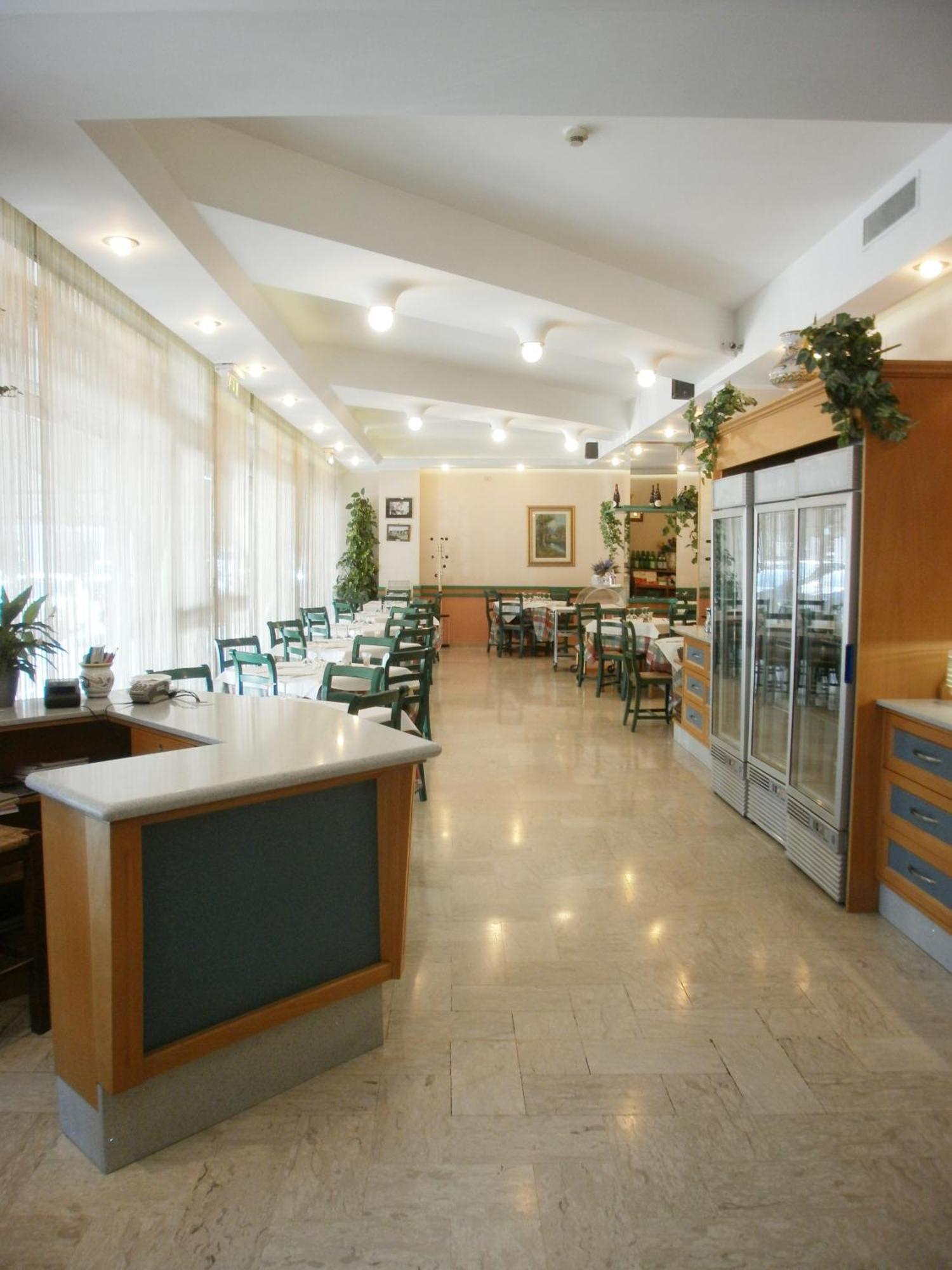 Hotel Manzoni เปรูจา ภายนอก รูปภาพ