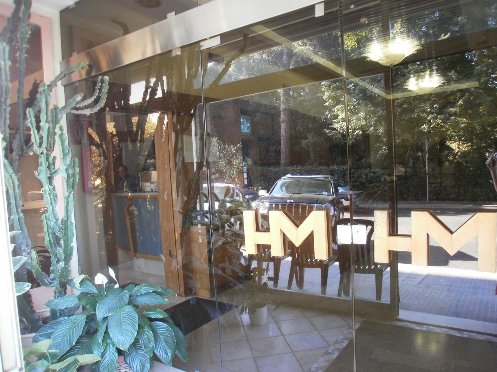 Hotel Manzoni เปรูจา ภายนอก รูปภาพ